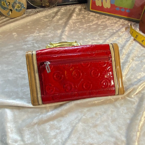 VINTAGE Y2K GUESS RED LEATHER VINYL WALLET - Picture 3 of 7